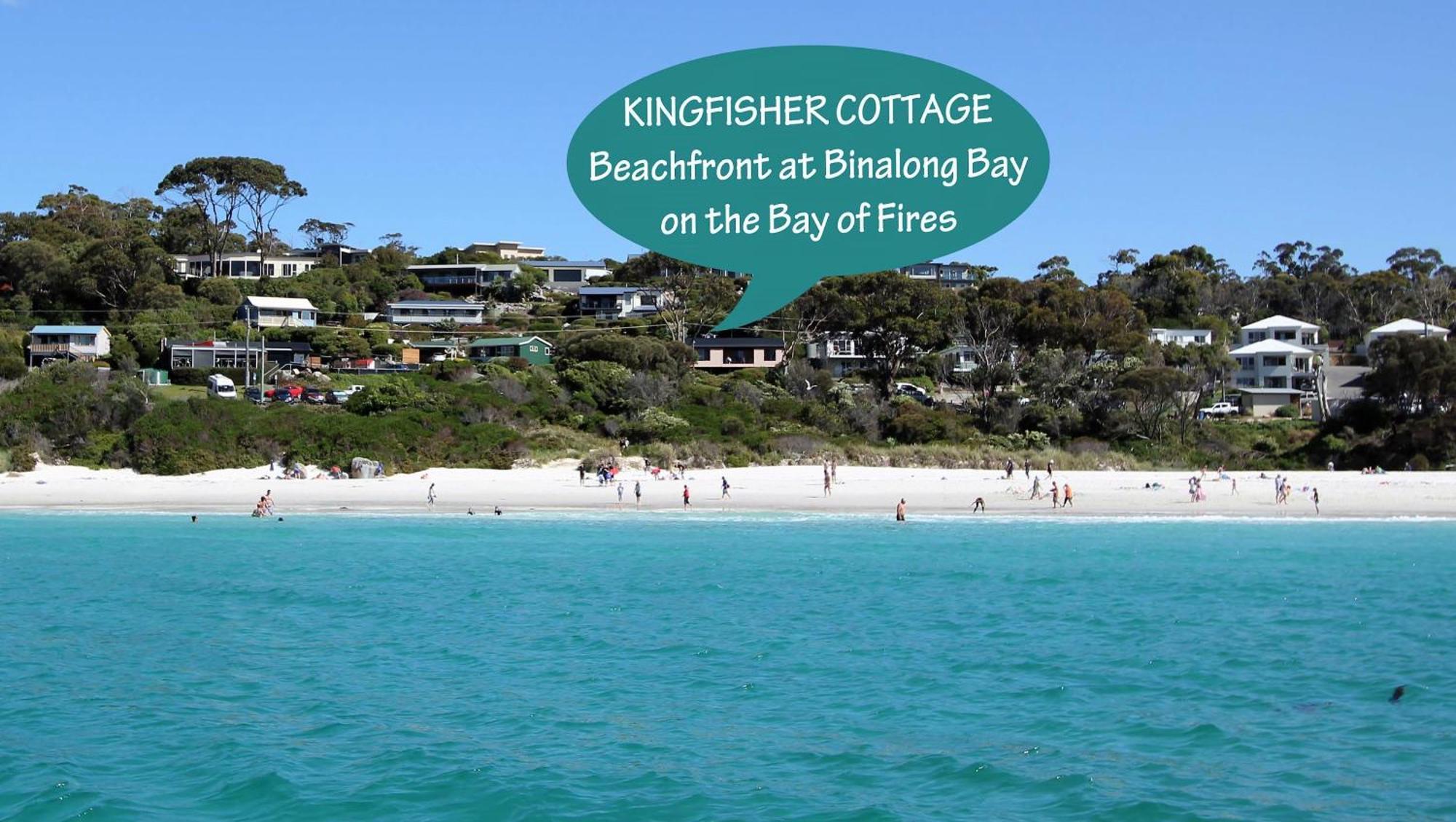 Kingfisher Cottage Beachfront At The Binalong Bay Exterior foto
